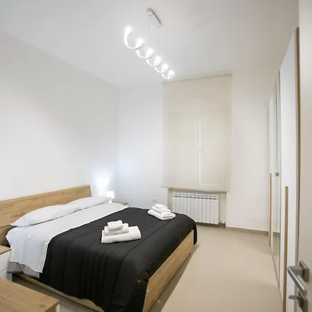 Regina Prive Daire Lecce