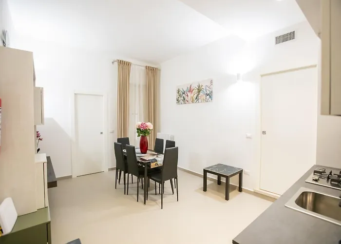 Regina Prive * Lecce